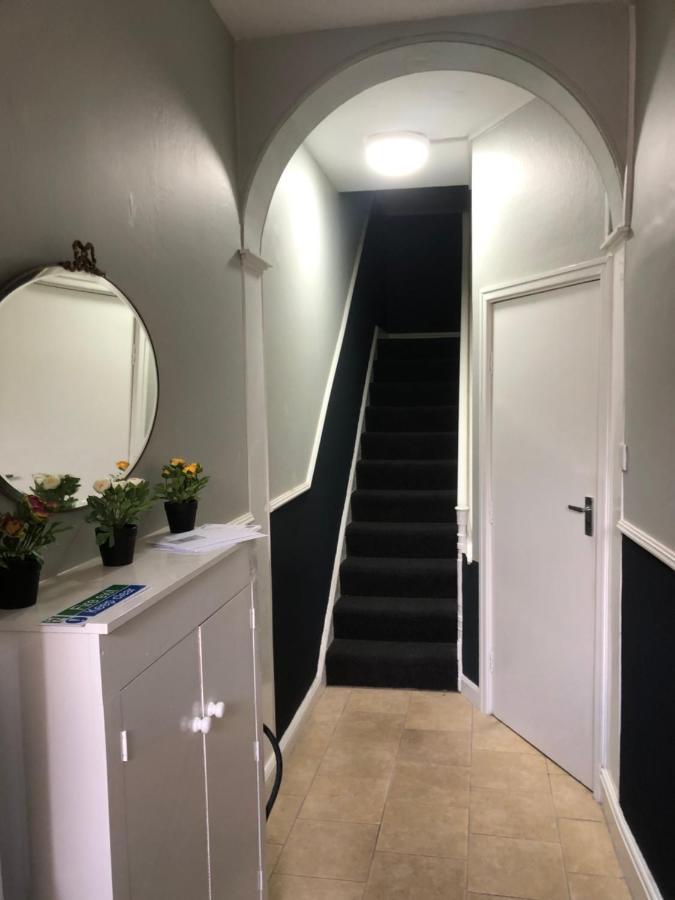 Granby House Holiday Apartments, Apartment 2, In The Old Town, Free On Street Parking Included Scarborough Zewnętrze zdjęcie