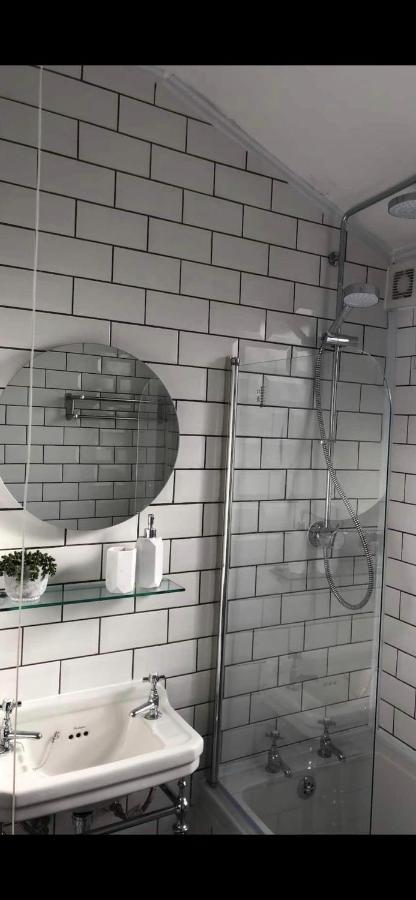 Granby House Holiday Apartments, Apartment 2, In The Old Town, Free On Street Parking Included Scarborough Zewnętrze zdjęcie